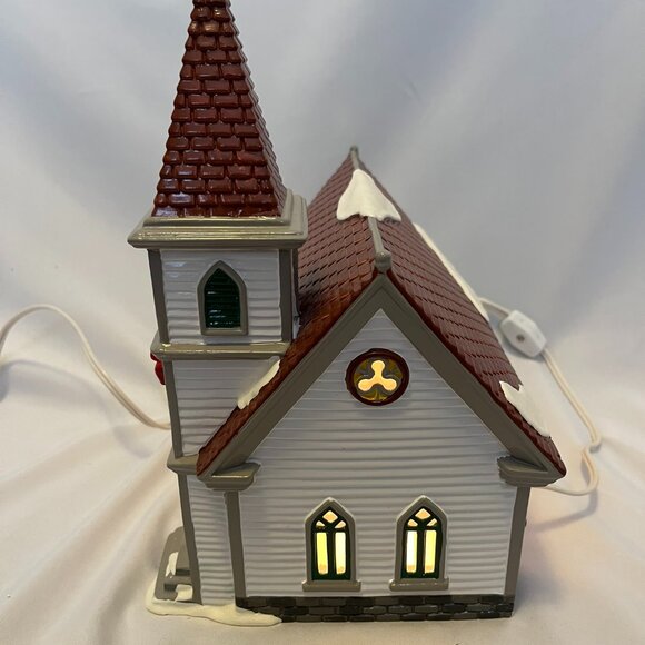 Department 56 Snow Village – Shady Oak Church (1994) w/ Trees and Carolers - Picture 3 of 15
